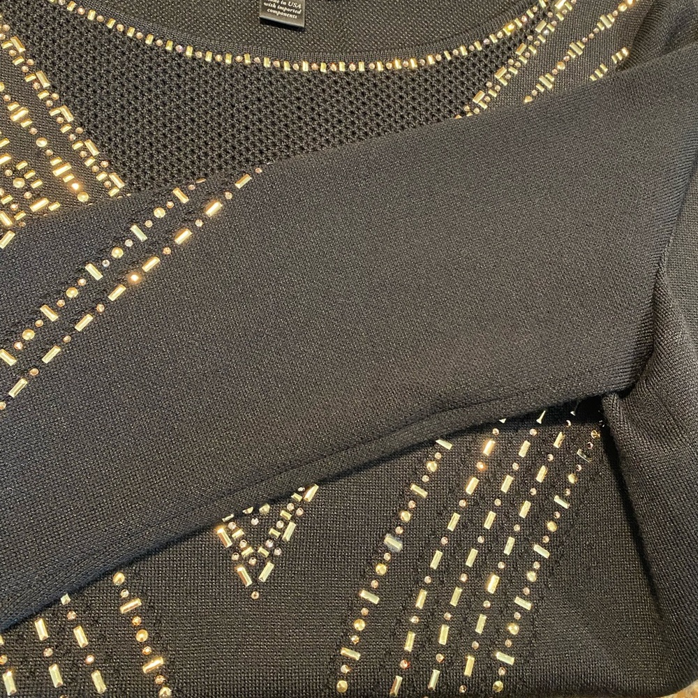 St. John Couture - Geometric Pointelle Jacquard Sweater - READ MEASUREMENTS - Picture 15 of 17